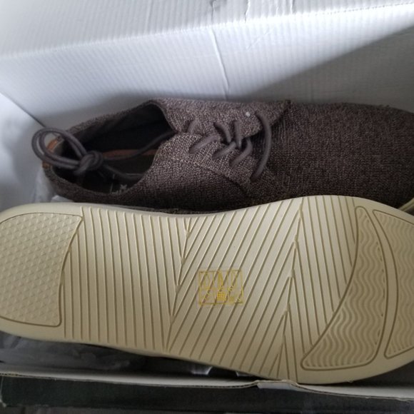 Brand new in box brown shoes blackwell - Picture 3 of 3